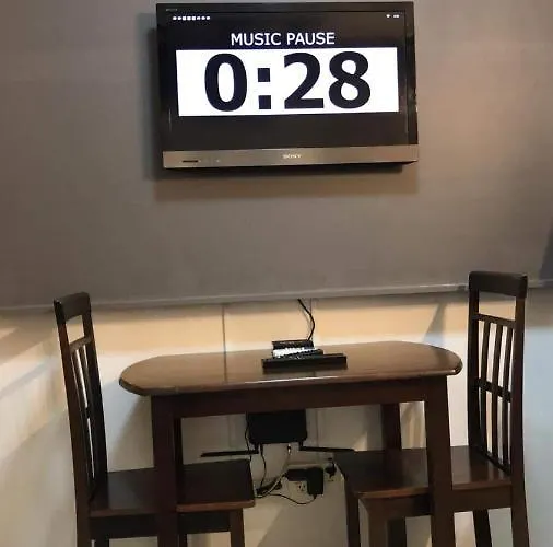 Shell Residences Moa Apartment *