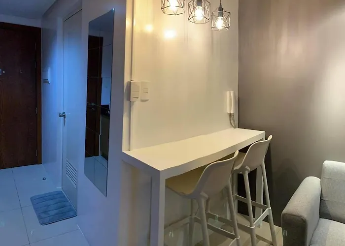Shell Residences Moa Apartment